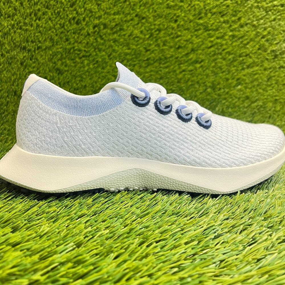allbirds Men's Light Blue and White Tree Runners Sneakers